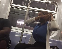 äiti vittuile hänen tyttärensä ja mummo