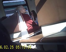 makea äiti, roikkuva tissit ja kaveri