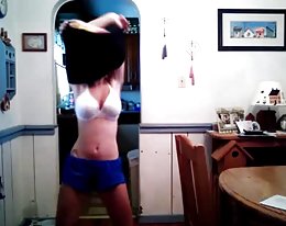 Huorat kulissien takana 2 (erotiikka)