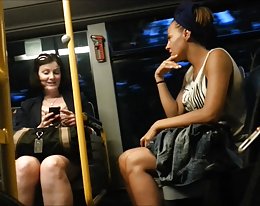 reikiä nännien granny sormet