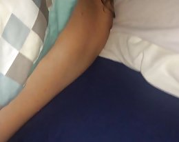 äiti nauttii kova kalu hänen aikuiset pillua ja suun