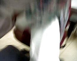 kaksi miestä nauttia vitun kuuma äiti