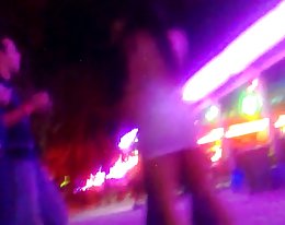 Juho con su novio joven aikuiset poikaystävänsä kanssa