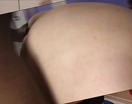 vittu mies hän ei välitä