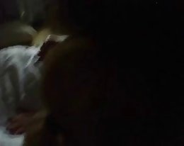 Aasian sihteeri ratsastaa hänen pomoja-by packmans