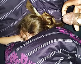 nuori tyttö vittuile mummo