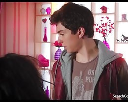 Iso roikkuva karvainen granny