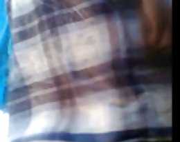 vanha äitini hauskaa nuori musta sonni. Piilokamera