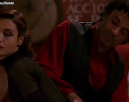 aikuinen ja nuori tyttö