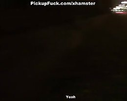 Vaimo maksaa cuckold s velkaa hänen nuorta pillua