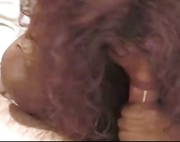 Devlin weed romanssi aurora snow