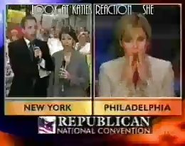 Eksoottisen näköinen lesbo Babes mennä tiukka mirri