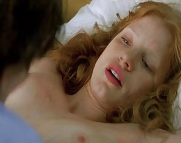 Anette Itsetyydytys on keltaiset bikinit