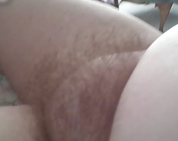 Kazakstanin tyttö saa munaa hänen Kazakstanin bf ja hänen ystävänsä